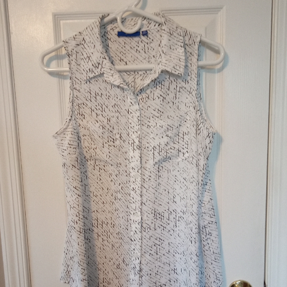 Apt. 9 White Sleeveless Button-Down Blouse with Black Linear Print